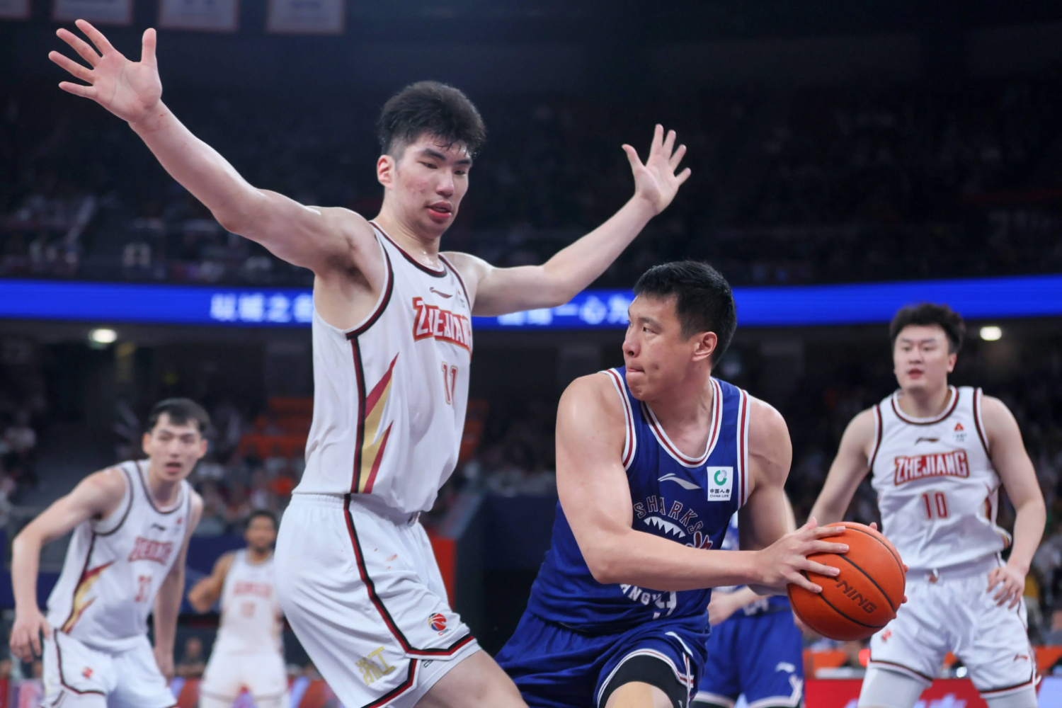 关于关键时刻突围战来临;浙江稠州围绕国王杯战术微调;目标明确;阵容厚度经受考验的信息 关于关键时刻突围战来临;浙江稠州围绕国王杯战术微调;目标明确;阵容厚度经受考验的信息